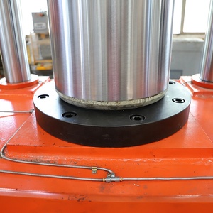 <span class=keywords><strong>Presse</strong></span> <span class=keywords><strong>hydraulique</strong></span> <span class=keywords><strong>verticale</strong></span> à quatre colonnes de 100 tonnes, pressoir, dessin en profondeur - Product Image 6