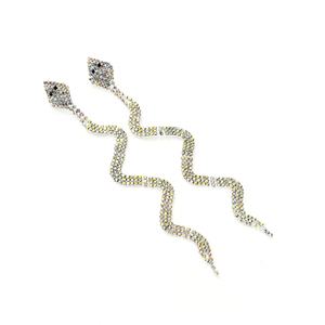 ต่างหูทรงหยดน้ำสไตล์ยุโรปอเมริกัน ดีไซน์งู ยาว ประดับตกแต่งแบบใหม่ สำหรับงานปาร์ตี้ - Product Image 6