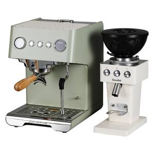 Cafetera Espresso Portátil 3 en 1 de Acero Inoxidable Italiano CRM3028 para el Hogar y Negocios - Product Image 6