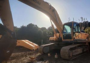 Excavadora Usada Hyundai 305LC-9T de 30 Toneladas en Buen Estado, Excavadora Hidráulica de Orugas de Segunda Mano en Condición Como Nueva - Product Image 3