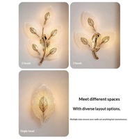 Appliques murales LED de style minimaliste italien de luxe léger, en fer et verre, motif feuille, haut de gamme, pour chambre, salon, entrée, couloir
