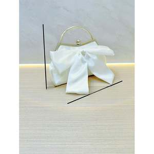 Bolsa de Nuvem Quadrada para Mulheres com Brilho de Cristal de Pedra Diamante, Presente de Aniversário Personalizado com Logo, Bolsas de Cetim para Festas <span class=keywords><strong>2025</strong></span> - Product Image 1