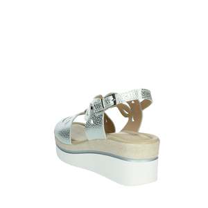 Sandalo Donna Serena con Zeppa Platino 195218DP Stile Platform Calzatura Estiva - Product Image 2