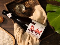 Vin de riz MIPOPO 708ml 13% ABV, faible teneur en purines, boisson de table premium, ingrédients naturels purs, chaîne d'approvisionnement complète pour les supermarchés