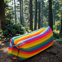 200KG au-dessus de la chaise de lit paresseux en PVC de canapé d'air gonflable en couleur arc-en-ciel 240x70mm sac de couchage de style momie pour une utilisation intérieure et extérieure