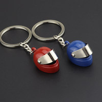 Porte-clés stéréo en métal pour casque de moto, avec logo personnalisé, breloques pendentifs pour souvenirs touristiques et cadeaux promotionnels