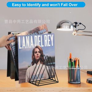 Organizador de discos de vinilo, estante de almacenamiento triangular para escritorio, color negro, para exhibición de colección de música en CD y DVD - Product Image 2