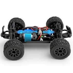 WLtoys SJY-164018 Camion monstre tout-terrain RC à échelle 1:16 avec éclairage LED, 4 roues motrices, moteur brossé 390, 2,4 GHz, 80 m, métal, prêt à rouler - Product Image 6