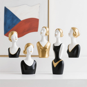 Vase en céramique nordique tchèque. Design personnalisé en 3D peint à la main, un récipient minimaliste alliant la simplicité <span class=keywords><strong>scandinave</strong></span> et des motifs tchèques - Product Image 6