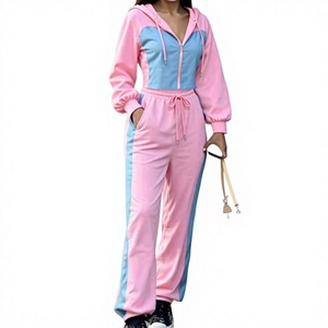 Conjunto Deportivo Corto Informal con Capucha para Mujer, Hecho a Medida, Material Transpirable, Corte Regular, Precio Razonable - Product Image 1