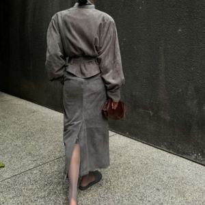 Ensemble deux pièces décontracté en similicuir PU tie-dye avec veste et jupe courte pour femme - Vente en gros - Product Image 2