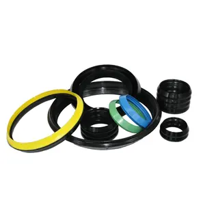Nuovissimo raccordo con anelli di tenuta e telaio in acciaio per tubi in plastica forma integralmente anello di gomma