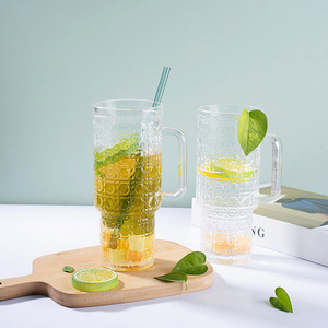 Vaso de Vidrio Transparente Personalizado para Bebidas Frías, <span class=keywords><strong>Cerveza</strong></span> o Jugo de Frutas, 500 ml, con Asa - Product Image 2