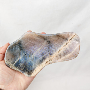 Ciotola in Pietra Bluemoon di Forma Irregolare con Forte Lucentezza per Decorazione e Conservazione di Gioielli - Product Image 4