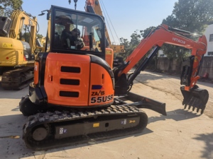 High Quality Good Performance Japanese Hitachi ZX55USR Mini <b>Tracked</b> Used Excavator - Product Image 2