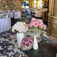 Großhandel 9-Köpfige Künstliche Seidenrose mit Perlendesign Perfekt für Hochzeit Heim- und Gartendekoration