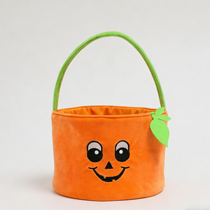 Мягкие милые пустые ведерки для Хэллоуина с аппликацией в виде тыквы, с возможностью индивидуальной печати, для конфет - Product Image 4