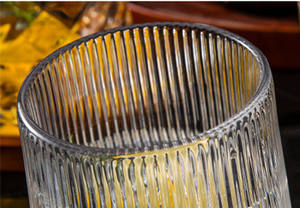 Cajas con logotipo personalizado, alivio de descompresión, vaso de cristal en relieve, vaso de <span class=keywords><strong>Whisky</strong></span> giratorio, juegos de gafas con Base de madera - Product Image 3