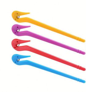 Outil de démontage de bandeaux en plastique avec lame en acier inoxydable pour femmes et filles - Product Image 1