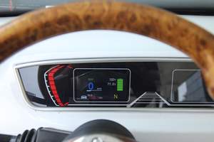 <span class=keywords><strong>Auto</strong></span> Elettrica Classica Stile Vintage Bianca 11 Posti con Certificato 3C Carrozzeria in Vetro per Resort Comunità Navetta Residenziale - Product Image 4