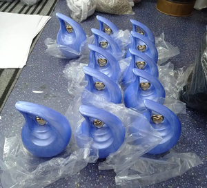 Urna de cremación para adultos de aluminio de alta calidad, acabado mate, Color personalizado, venta al por mayor, precio bajo, tarro para cenizas conmemorativas, suministros funerarios - Product Image 2