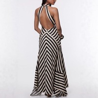 Nouvelle Robe Longue Tricotée Rayée Chic Française à Col Halter et Dos Nu, Coupe Moulante et Ajustée, Élégante, Style Resort Couture, Collection Été 2026, Vente en Gros