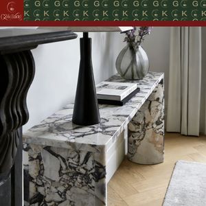 Mesa de Entrada Moderna em Mármore Calacatta Viola da GOLDKING, Pedra Branca com Veios Lavanda, Feita Sob Medida para Decoração de Hall de Luxo - Product Image 4