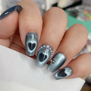 Herramienta Magnética para Uñas DIY, Barra Magnética en Forma de Corazón, Juego de Esmalte de Gel en Forma de Y, Efecto Ojo de Gato, Accesorio de Diseño Nuevo, Venta al por Mayor para Salones de Belleza - Product Image 1