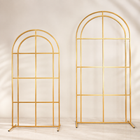 Arco Metálico Dorado y Negro para Decoración Floral en Bodas, Ceremonias y Eventos