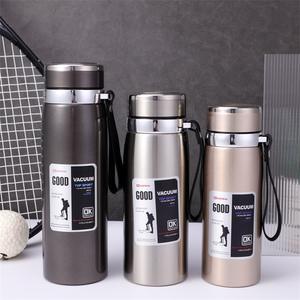 Bouteille d'eau en acier inoxydable 304, conservation au froid, pour les voyages en plein air des hommes, gourde de montagne, tasse isolée portable 600 ml/800 ml - Product Image 1