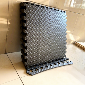 Tapis de sol unisexe EiffelHome en EVA noir sans défauts, 60x60cm, lavable à la main, aspirable, pour enfants, jeu, ramper, salon - Product Image 2