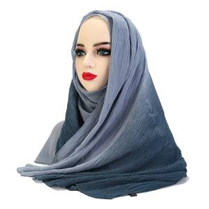 Hijabs de poliéster transpirables estirables con estampado liso de diamantes brillantes al por mayor para mujeres todas las estaciones - Product Image 2