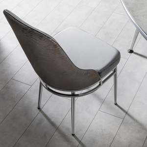 Silla de Comedor Moderna Marmaris en Gris Metálico, Patas de Acero Inoxidable, Tapicería de Poliéster, Muebles para Restaurante - Product Image 4