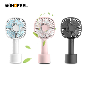 4 Inch USB Table Fan Portable Rechargeable Desktop Fan ABS Small Desktop Plastic 5v 1A Air Circulating Stand Desk Fan
