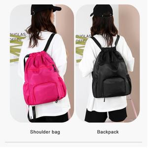 Mochila Deportiva Unisex Resistente al Agua con Logotipo Personalizado, Correa y Cordón Ajustable, 20-38L, Poliéster Reciclado RPET - Product Image 4