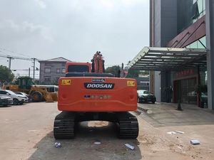 Excavadora DOOSAN DX140 Usada en Venta, Modelo DX140LC con Enganche Rápido, Martillo Hidráulico y Bajo Consumo de Combustible - Product Image 2