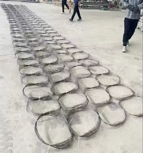 Enchevêtrement d'obstacle à faible visibilité discret Enroulement de voie de réservoir non explosif Filet de fil métallique Cintrage Service de traitement de soudage - Product Image 1