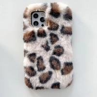 Coque de téléphone portable en peluche léopard mignonne et adorable pour iPhone 17 Air 16 15 14 13 12 11 Pro Max Plus, coque arrière souple 17 Pro