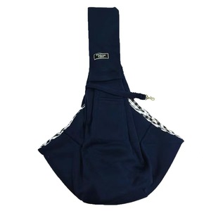 फैशन पॉलिएस्टर क्रॉसबॉडी बिल्लियों और कुत्तों के लिए नरम-पक्षीय वाहक-समायोज्य पट्टियों और बड़ी क्षमता के साथ पोर्टेबल आउटडोर यात्रा - Product Image 4