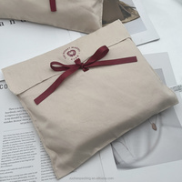 Sac de couverture d'enveloppe en sergé de coton beige imprimé de logo personnalisé réutilisable cadeau bébé vêtements chaussures pochette anti-poussière 100% coton sac à poussière