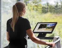 Tablet PC Android 11 OEM de 24 Pulgadas para Metro, Aeropuerto, Tiendas Minoristas, Centro Comercial - Pantalla Táctil de Video para Montaje en Pared
