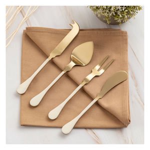 Juego de Cuchillos para Queso de Lujo en Dorado, Elegante Cuchillo para Queso de Acero Inoxidable, Tenedor y Espátula para Servir, Ideal para Fiestas y Reuniones - Product Image 1