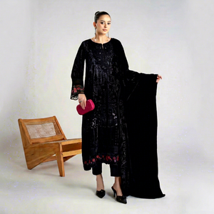 Salwar Kameez noir en modal pour femme, broderie florale, longueur cheville, coupe classique, tenue de fête traditionnelle, style Inde Pakistan - Product Image 1