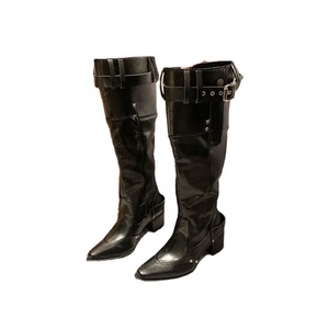 Nouvelles bottes hautes en PU pour femmes, style moderne, avec tissu doux, bout pointu, talon plissé, pas besoin de boucle de fixation, pour l'hiver/le printemps/l'automne - Product Image 1