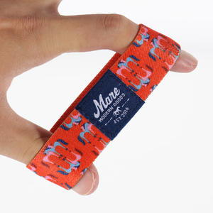 أساور قماشية مرنة صديقة للبيئة من هوليوش بطباعة مخصصة وجودة عالية للمهرجانات - Product Image 3