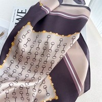 Foulard carré 100 % soie de mûrier pour femme 50x50cm, motif géométrique, impression numérique personnalisable, ourlet fait main, accessoire