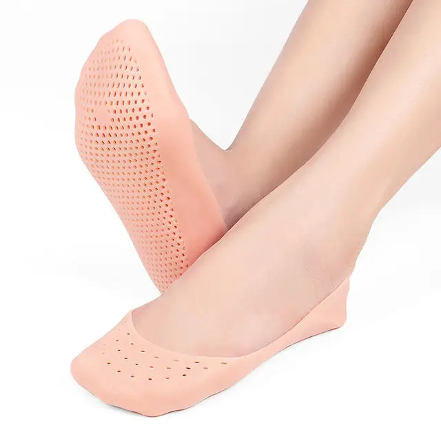 2021 New Design Hot Selling Foot Care Silicone Gel Whitening and Moisturizing Foot Spa Ventilation Ankle Boat Socks