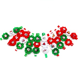 <span class=keywords><strong>Collar</strong></span> de perro de Navidad de tamaño ajustable con 3 flores y lindo Papá Noel muñeco de nieve campana cuello arco accesorios de ropa para mascotas - Product Image 2