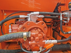 Excavadora Anfibia Usada Doosan DH150LC-7 Original en Buen Estado, en Venta en China - Product Image 6