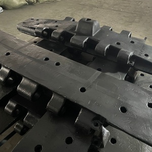 Piastra per cingoli Manitowoc M50-W per gru cingolata con braccio a traliccio, in acciaio legato fuso per impieghi gravosi, gruppo cingoli - Product Image 2